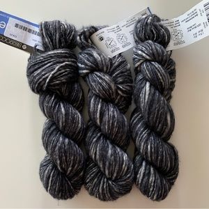 NWT - set of 3 skeins of black/grey merino wool yarn